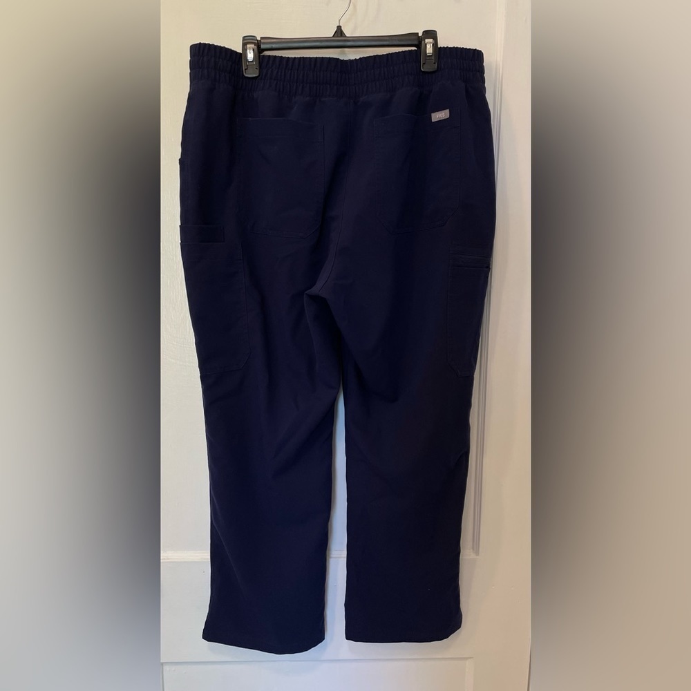 Figs High Waisted OG Scrunch Yola Skinny Scrub Pants Navy Blue XXL/Petite - Picture 2 of 6